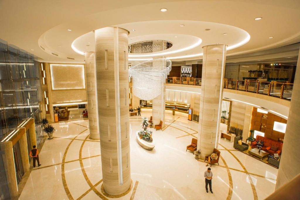 هتل د گرند فوروینگ کانونشن